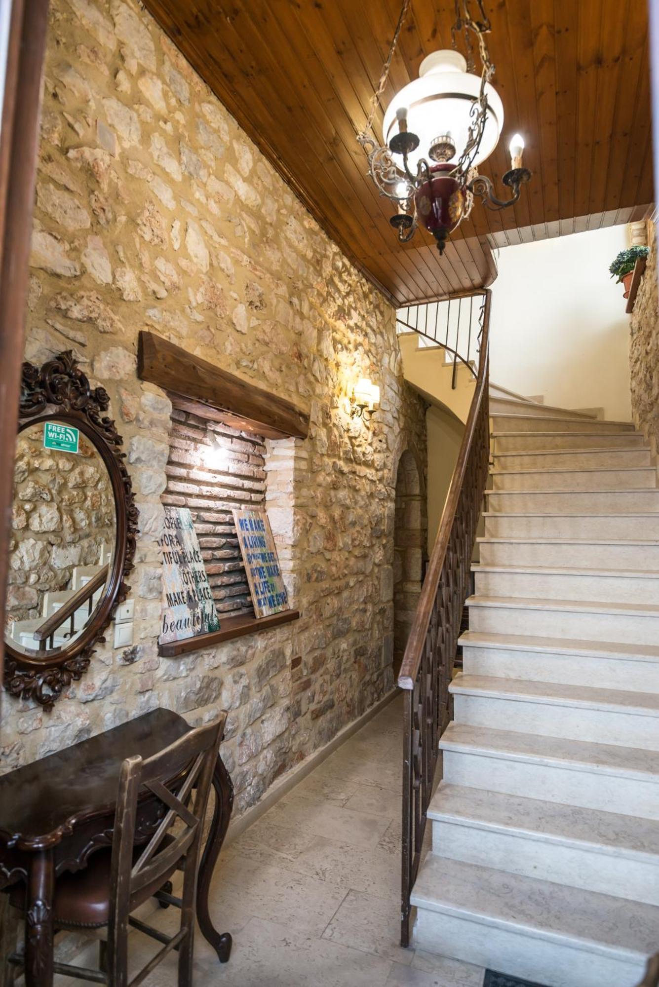 ווניטסה Seafront Stone Suites מראה חיצוני תמונה