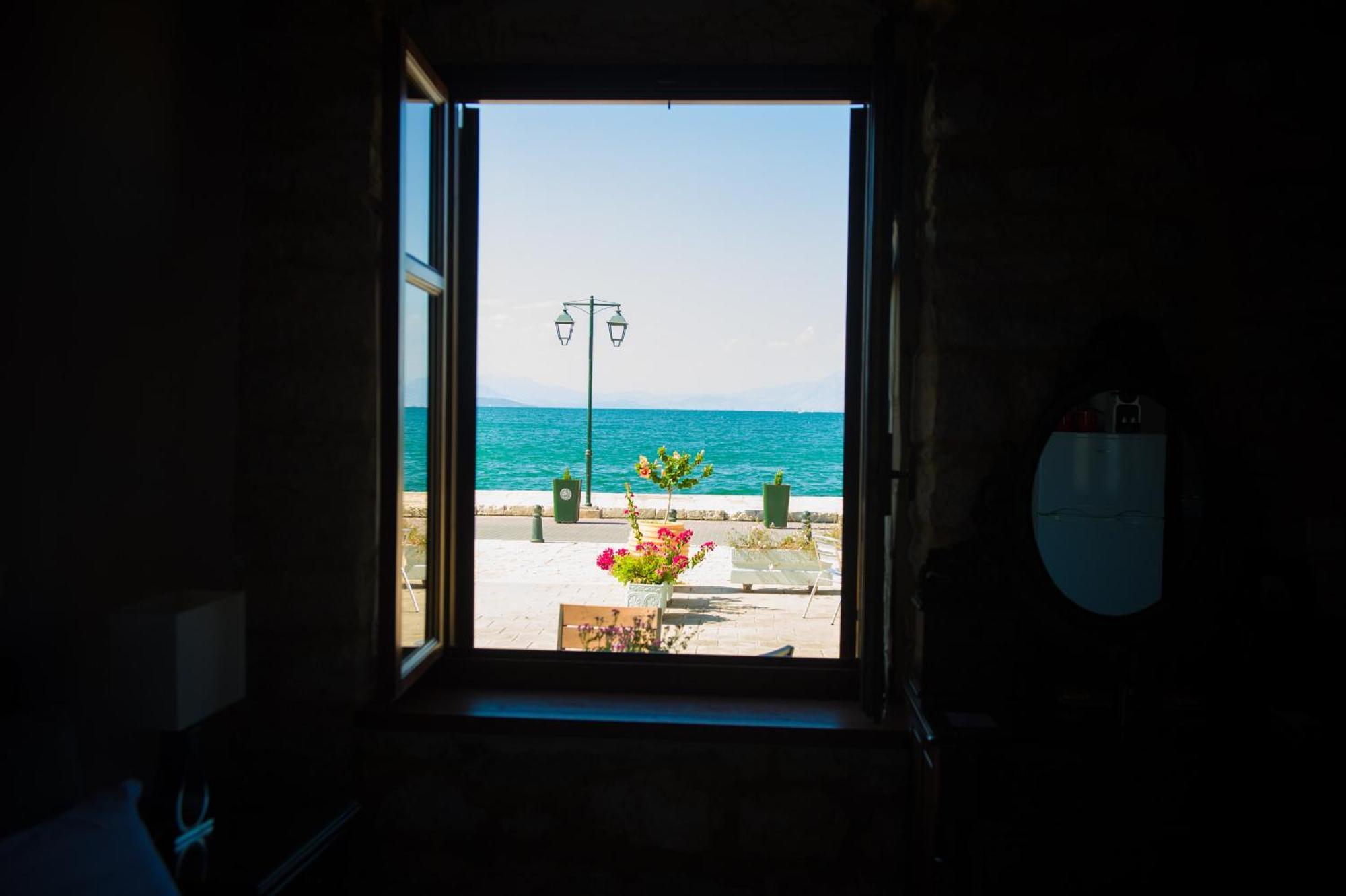 ווניטסה Seafront Stone Suites מראה חיצוני תמונה