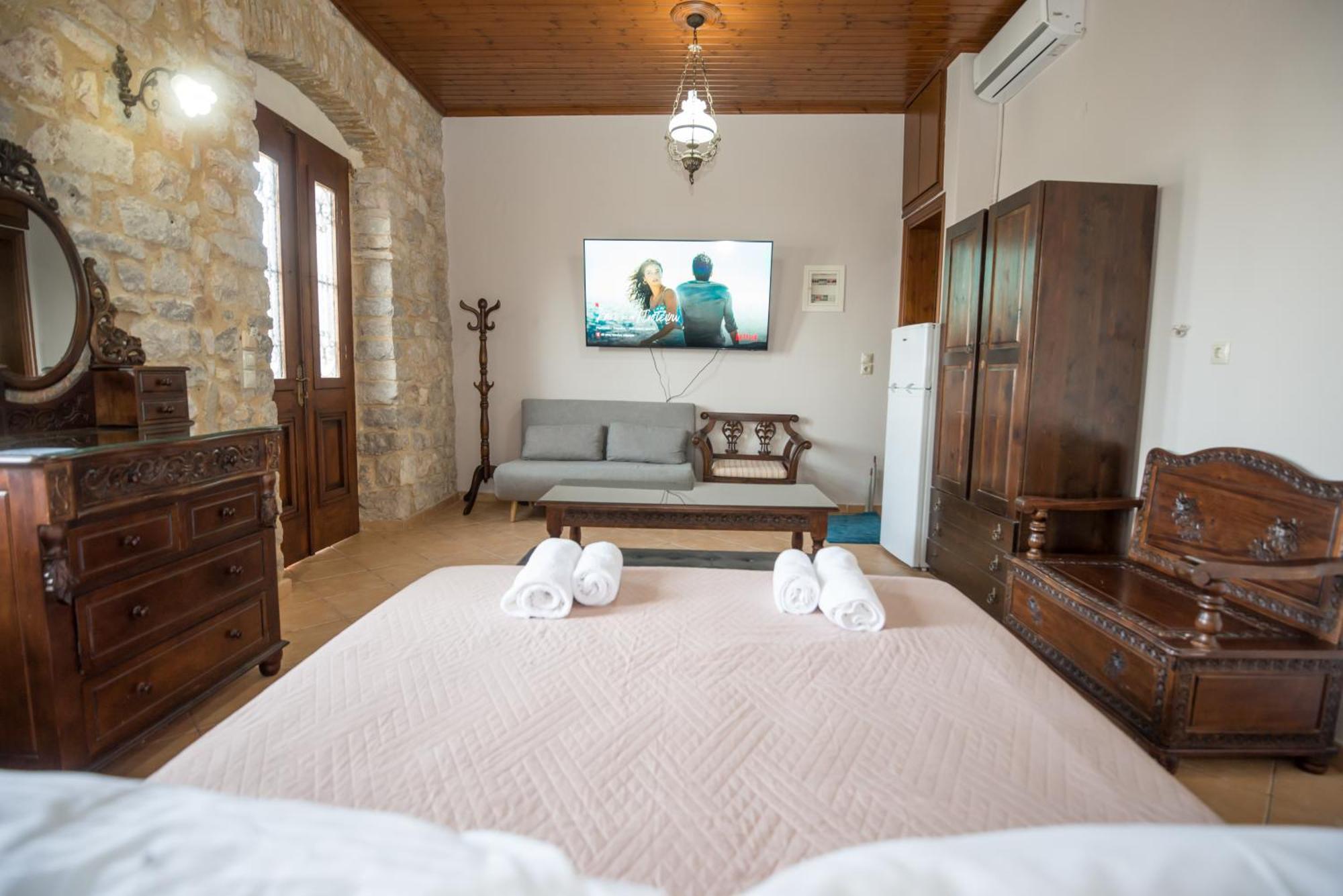 ווניטסה Seafront Stone Suites מראה חיצוני תמונה