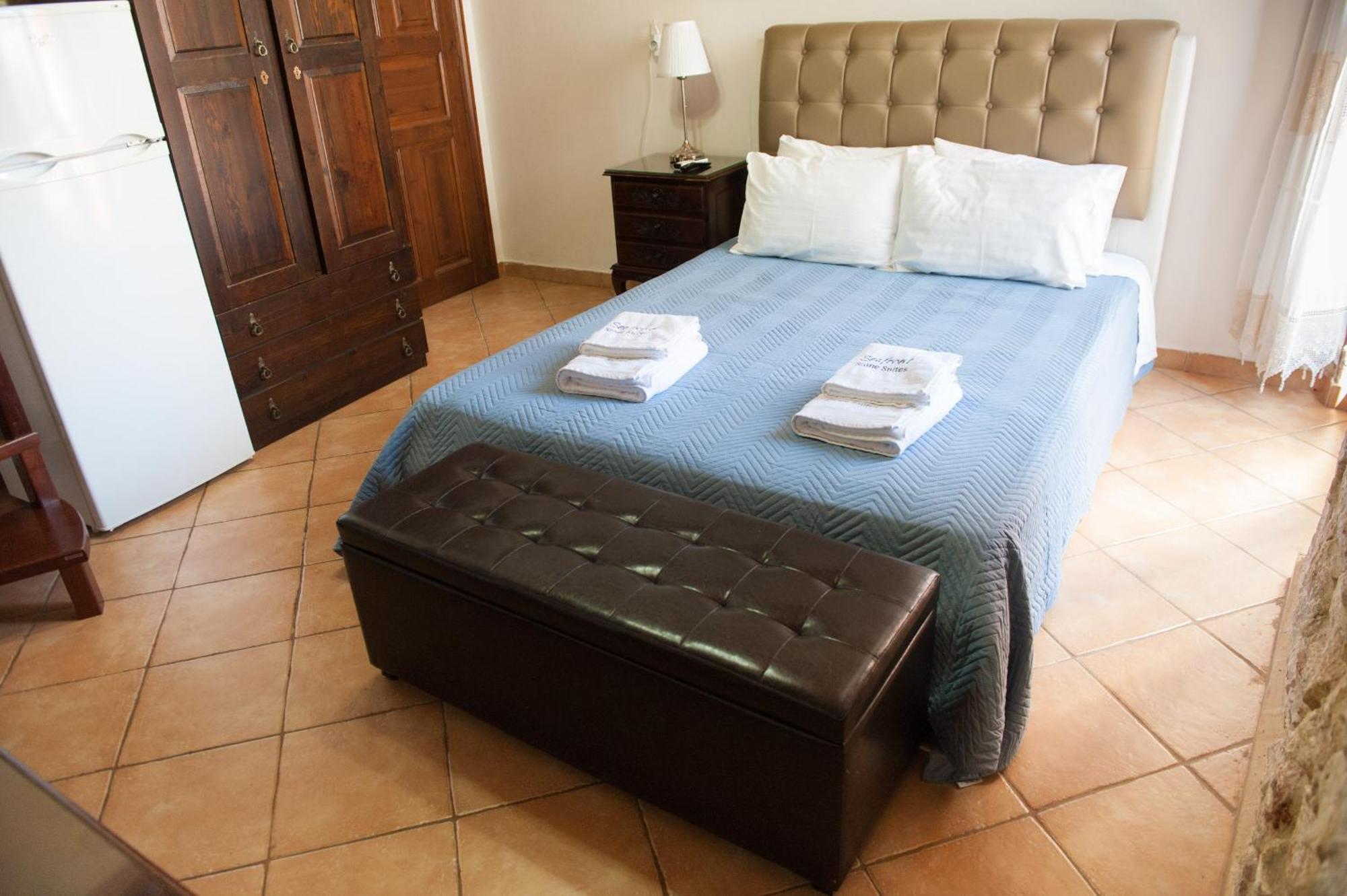 ווניטסה Seafront Stone Suites מראה חיצוני תמונה